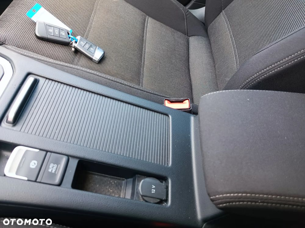Volkswagen Passat - 23