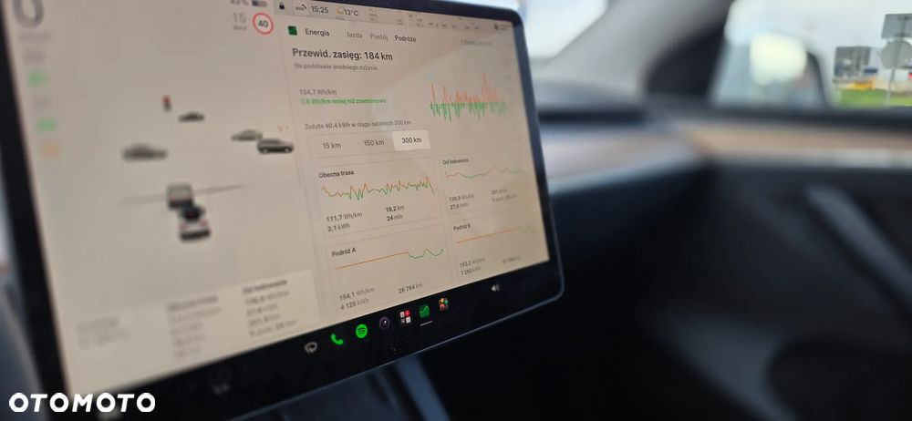 Tesla Model Y - 4