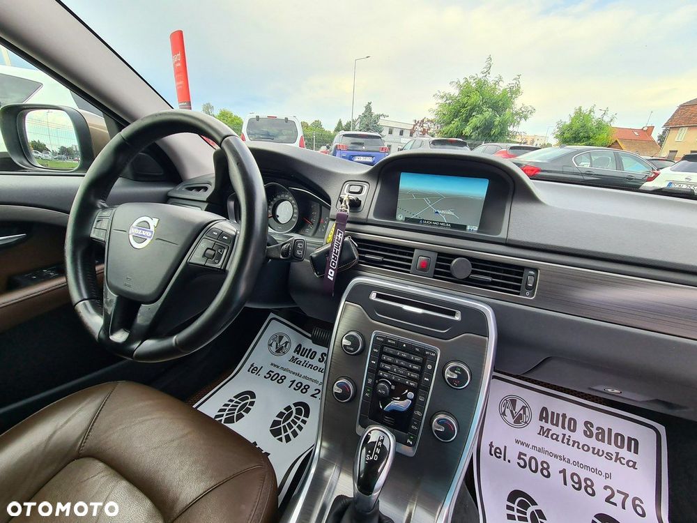 Volvo XC 70 D4 Geartronic Kinetic - 24