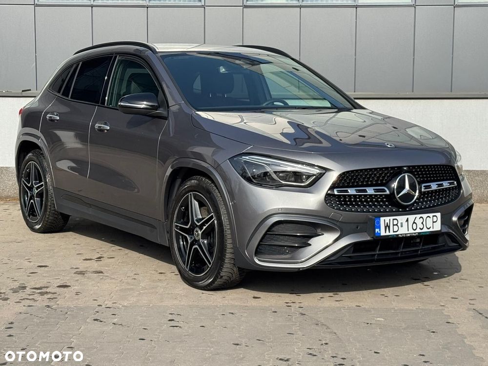 Mercedes-Benz GLA 200 AMG Line - 4