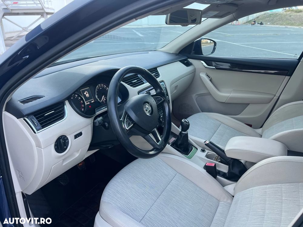 Skoda Octavia 1.6 TDI Ambition - 15