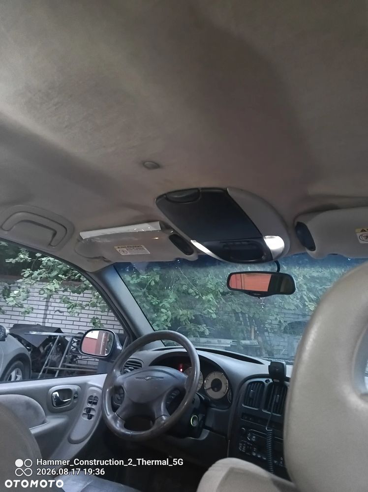 Chrysler Grand Voyager 2.5L CRD LX - 6