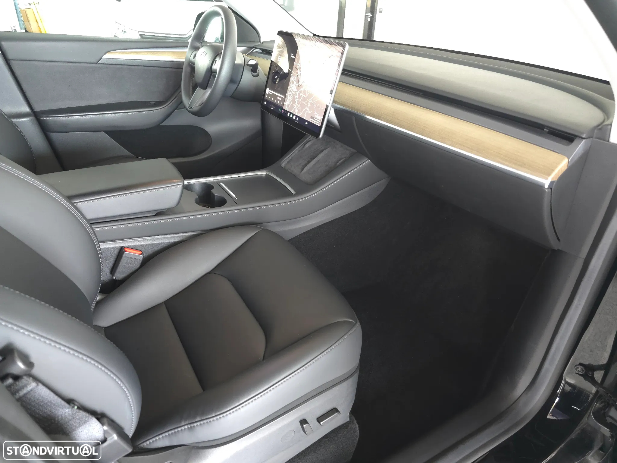 Tesla Model Y Tração Traseira - 8