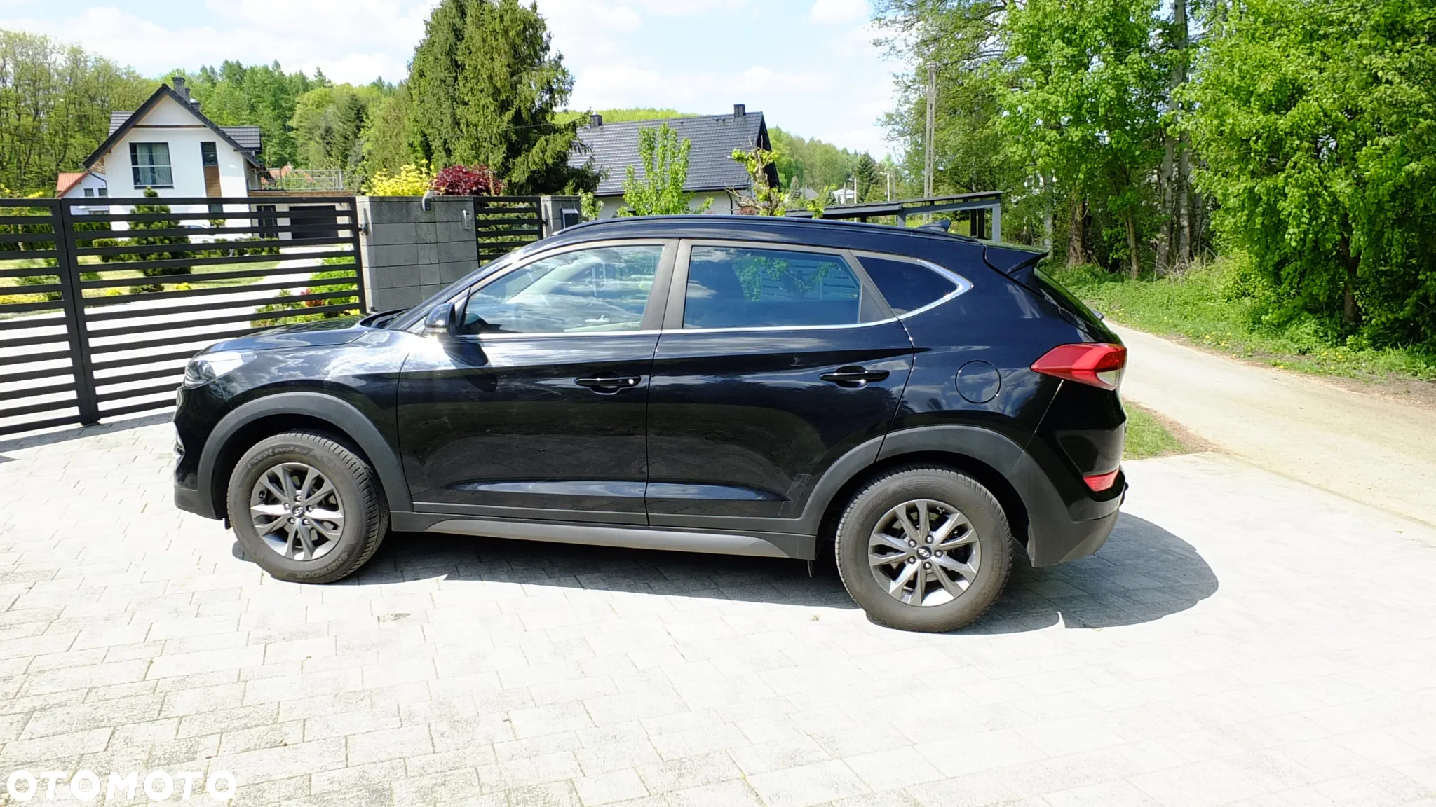 Hyundai Tucson 1.7 CRDI BlueDrive Style 2WD - 9