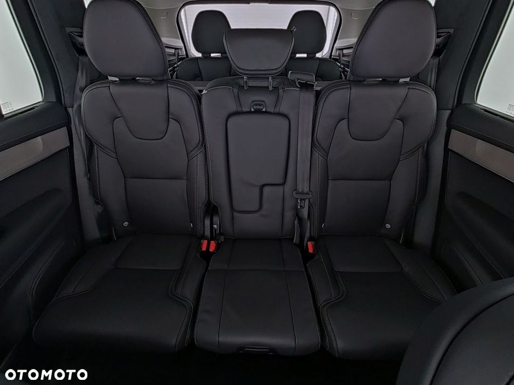 Volvo XC 90 - 13