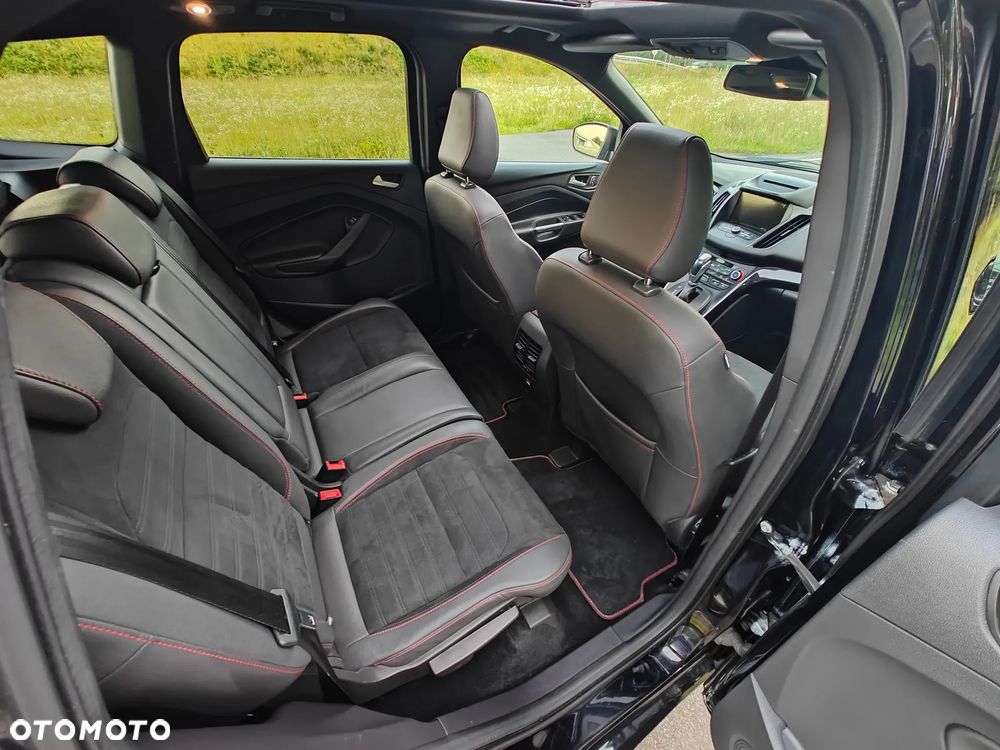 Ford Kuga 2.0 TDCi AWD ST-Line Black - 32