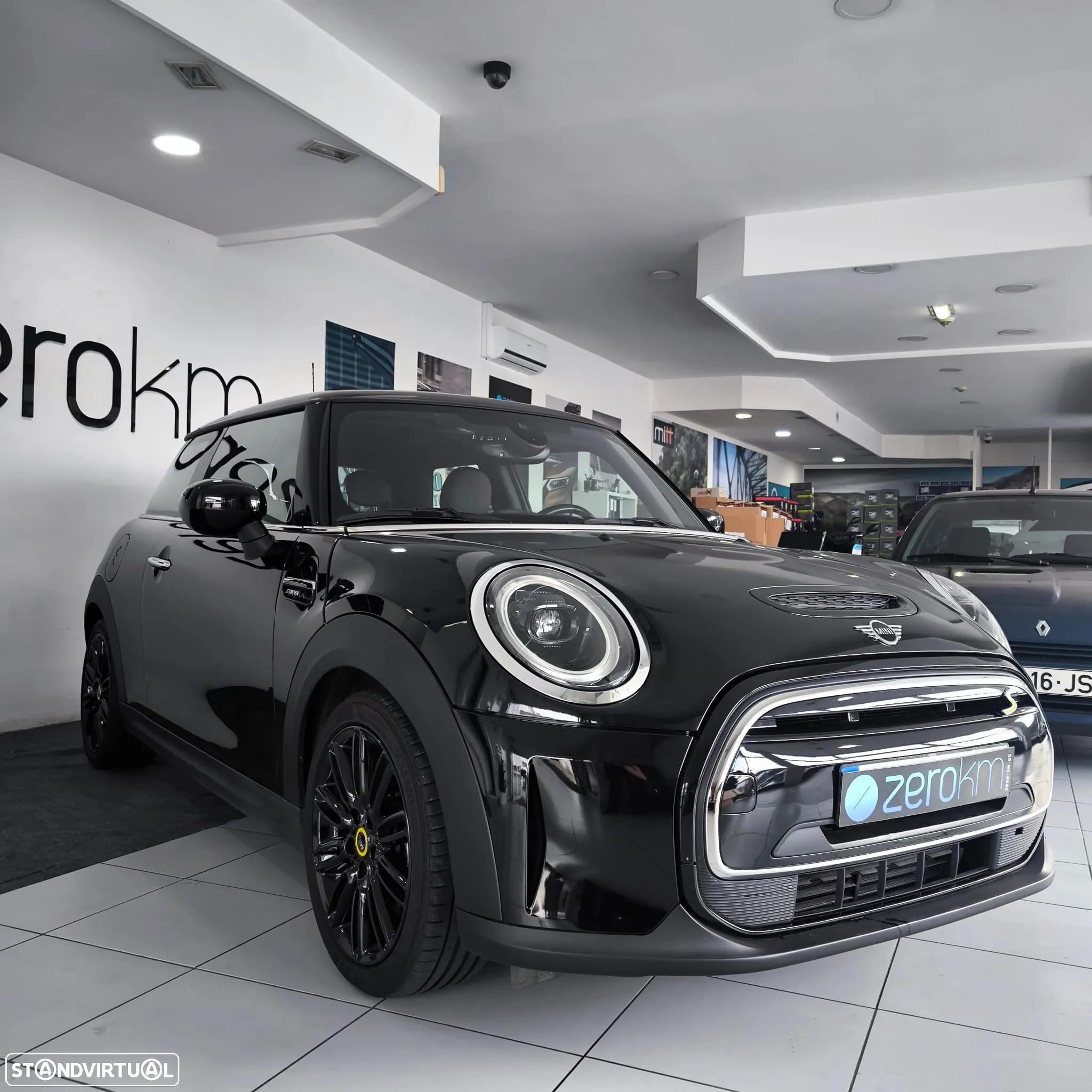 MINI 3 Portas Cooper SE Camden Edition - 2