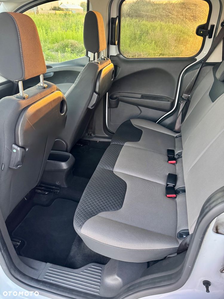 Ford Tourneo Courier 1.0 EcoBoost Trend - 11