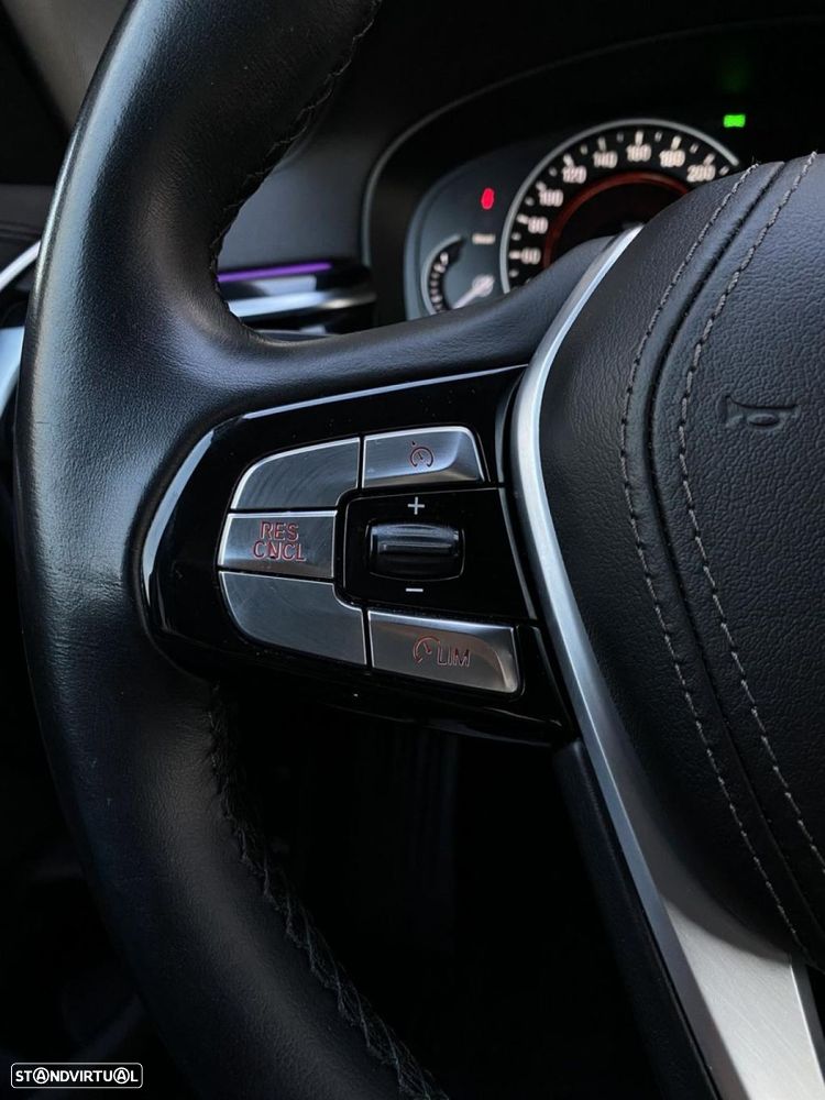 BMW 520 d Line Luxury Auto - 39