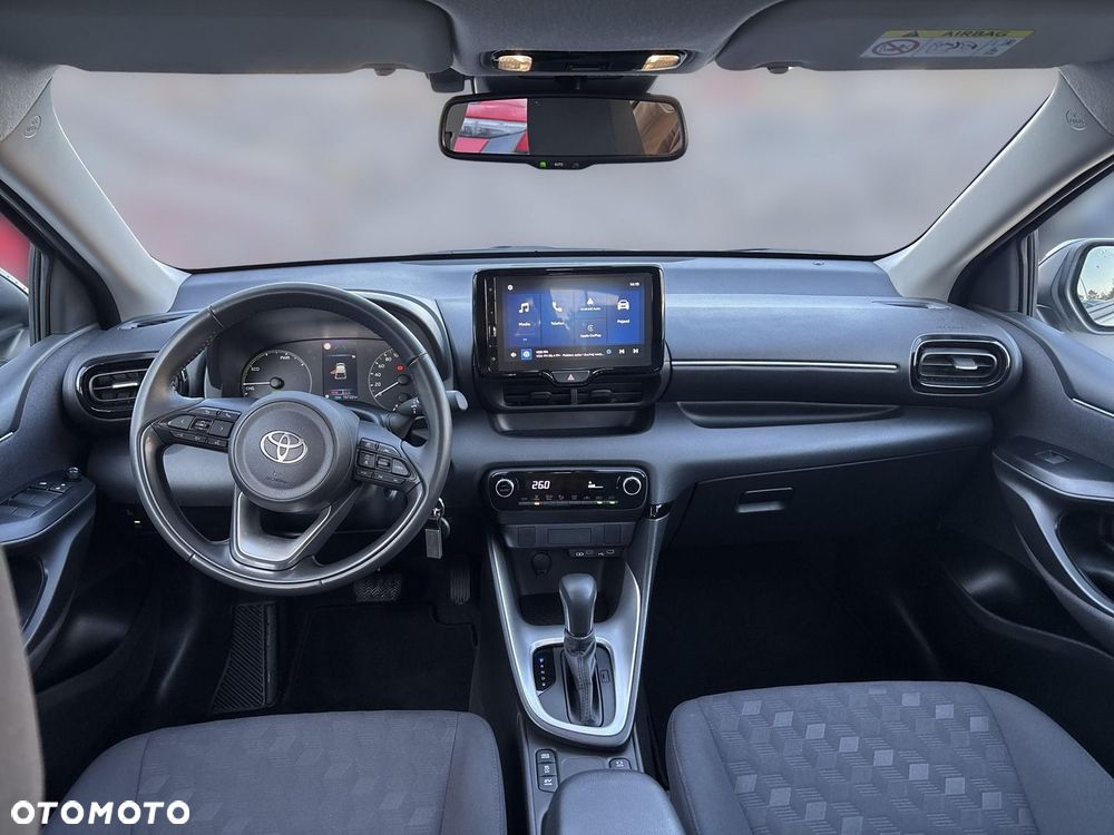 Toyota Yaris - 11