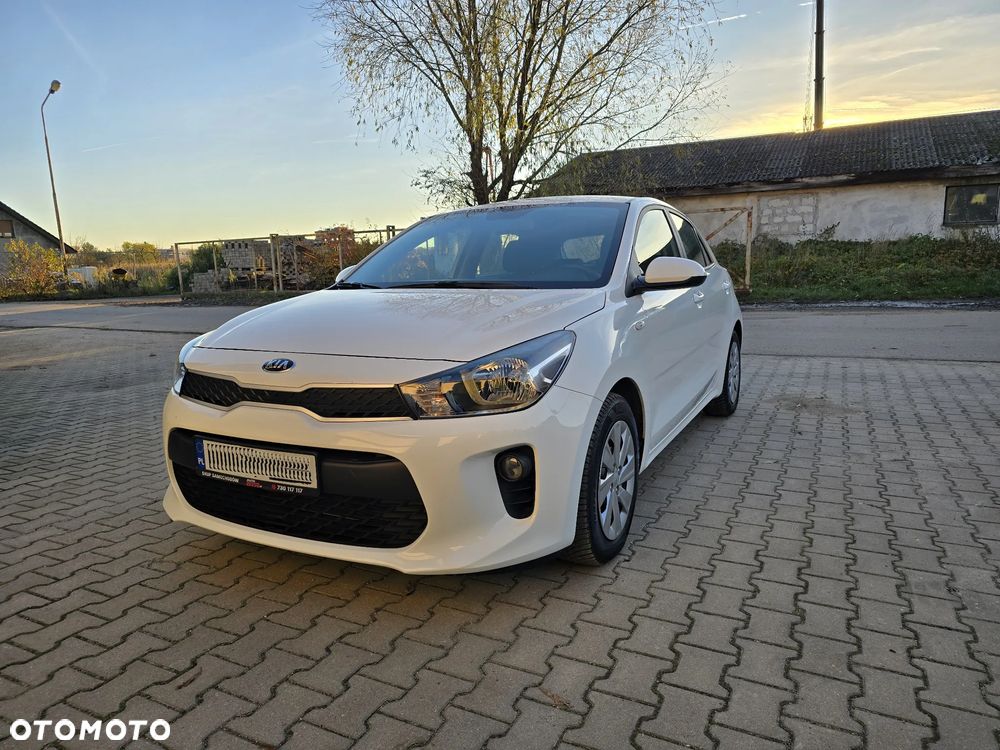 Kia Rio 1.2 M - 10