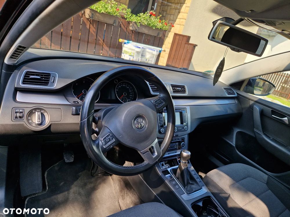 Volkswagen Passat 2.0 TDI Comfortline Optimum - 5