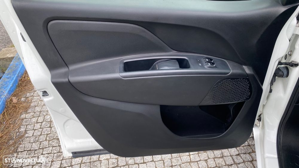 Fiat Doblo 1.3 Multijet - 23