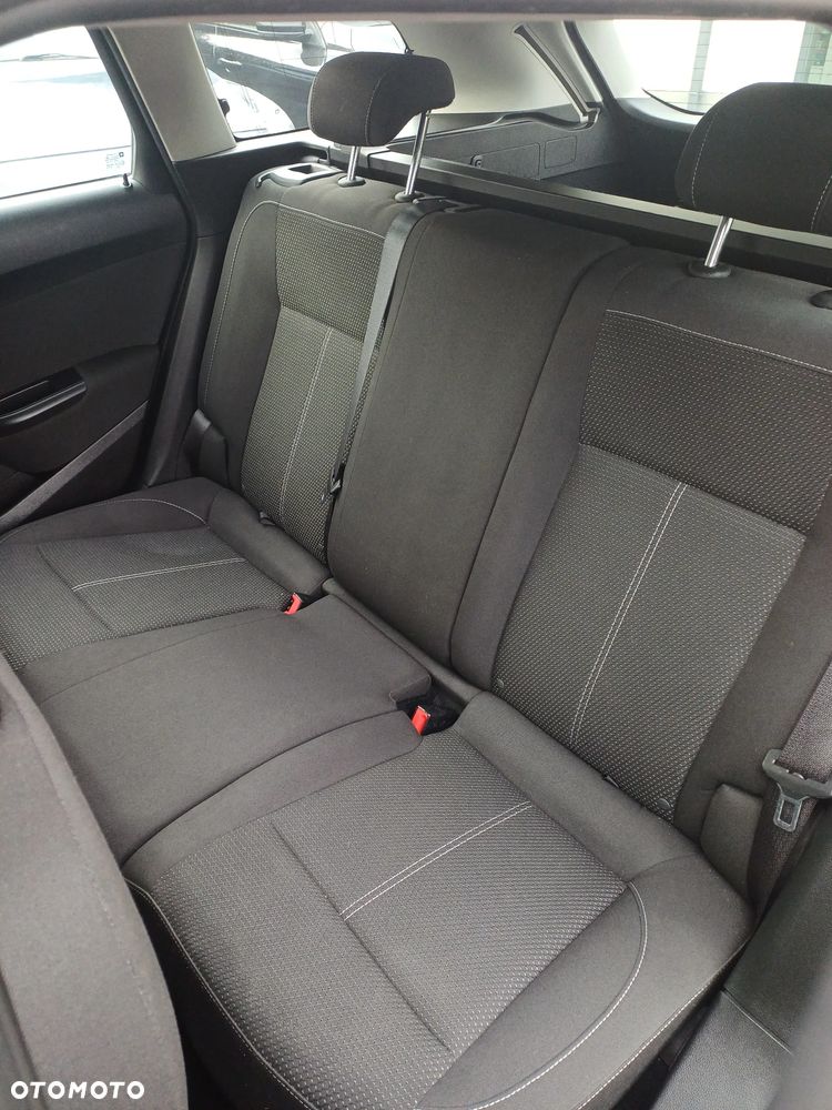 Opel Astra 1.7 CDTI DPF (119g) Edition - 16