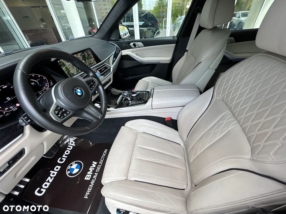 BMW X7 M50d sport - 21