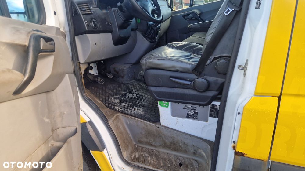 Mercedes-Benz Sprinter - 5