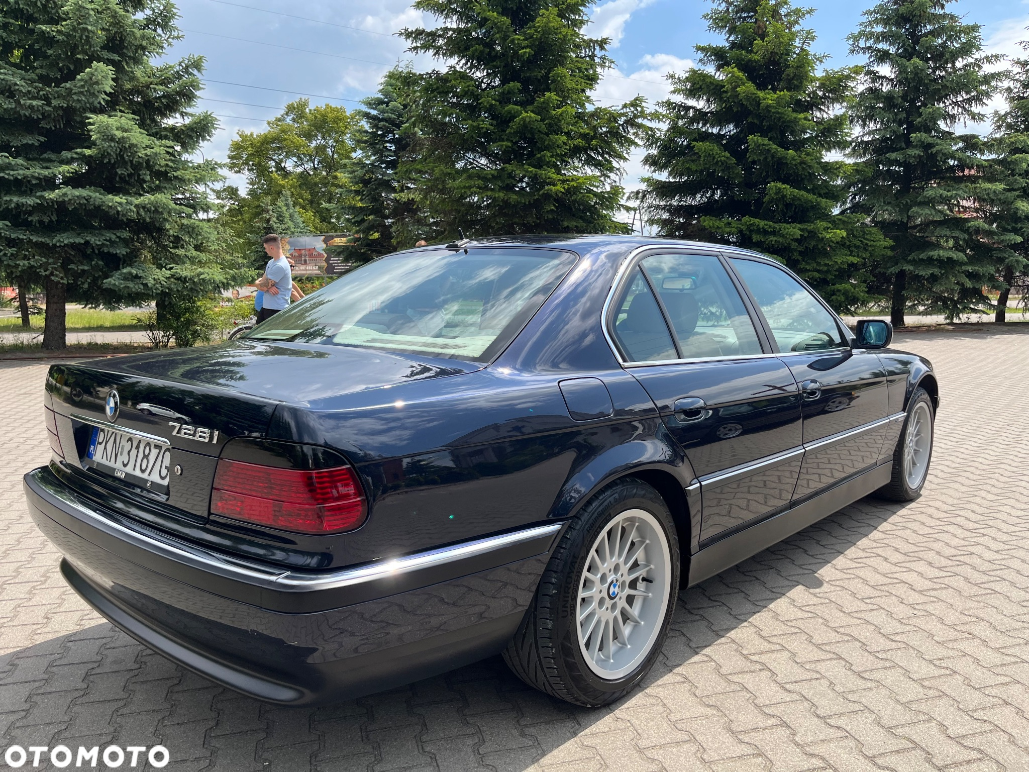 BMW Seria 7 728i L - 5