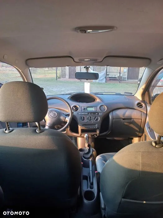 Toyota Yaris 1.4 D-4D - 7