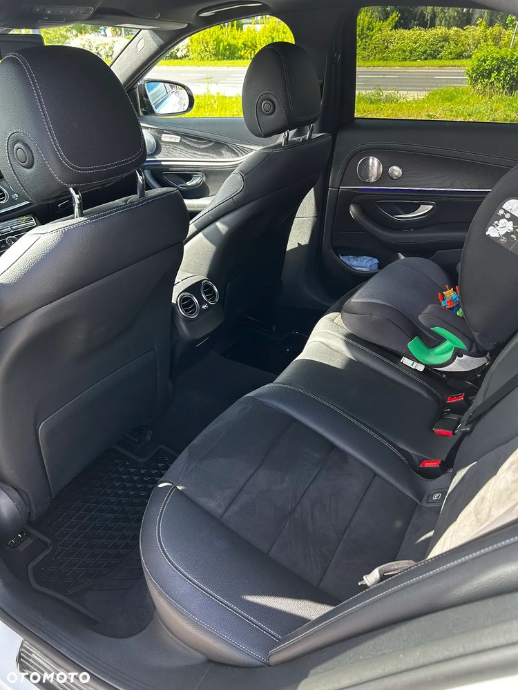 Mercedes-Benz Klasa E 220 d 9G-TRONIC - 13
