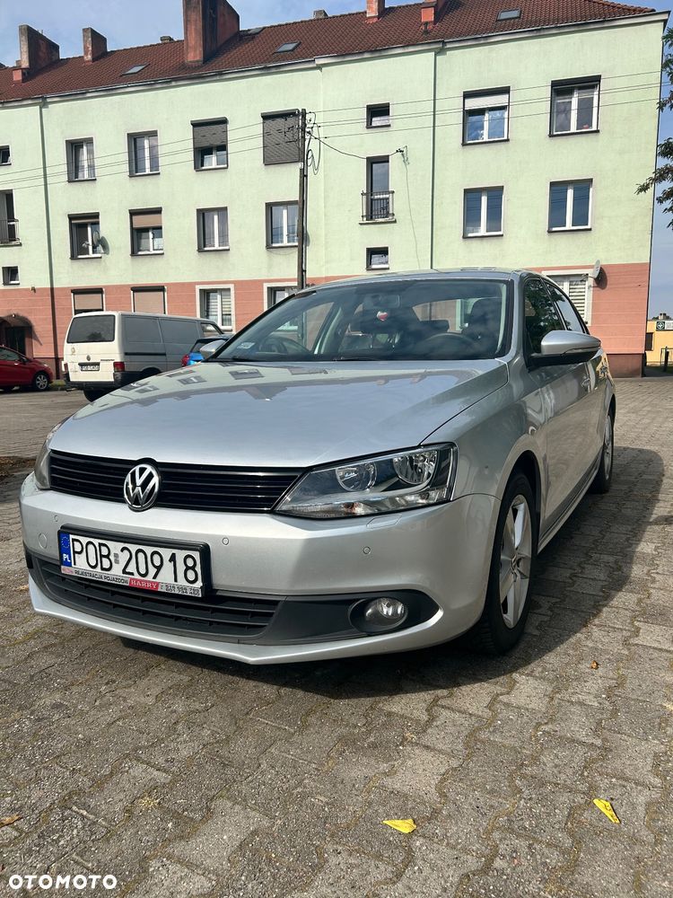 Volkswagen Jetta 1.6 TDI BMT Comfortline - 1