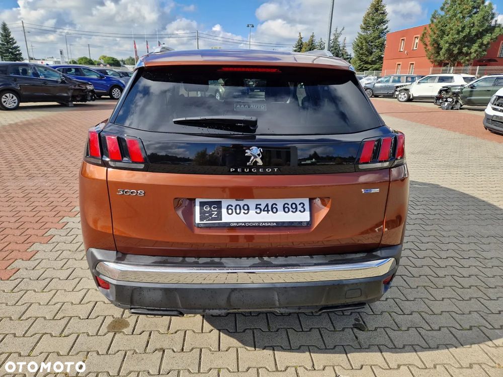 Peugeot 3008 1.2 PureTech Active S&S EAT6 - 3