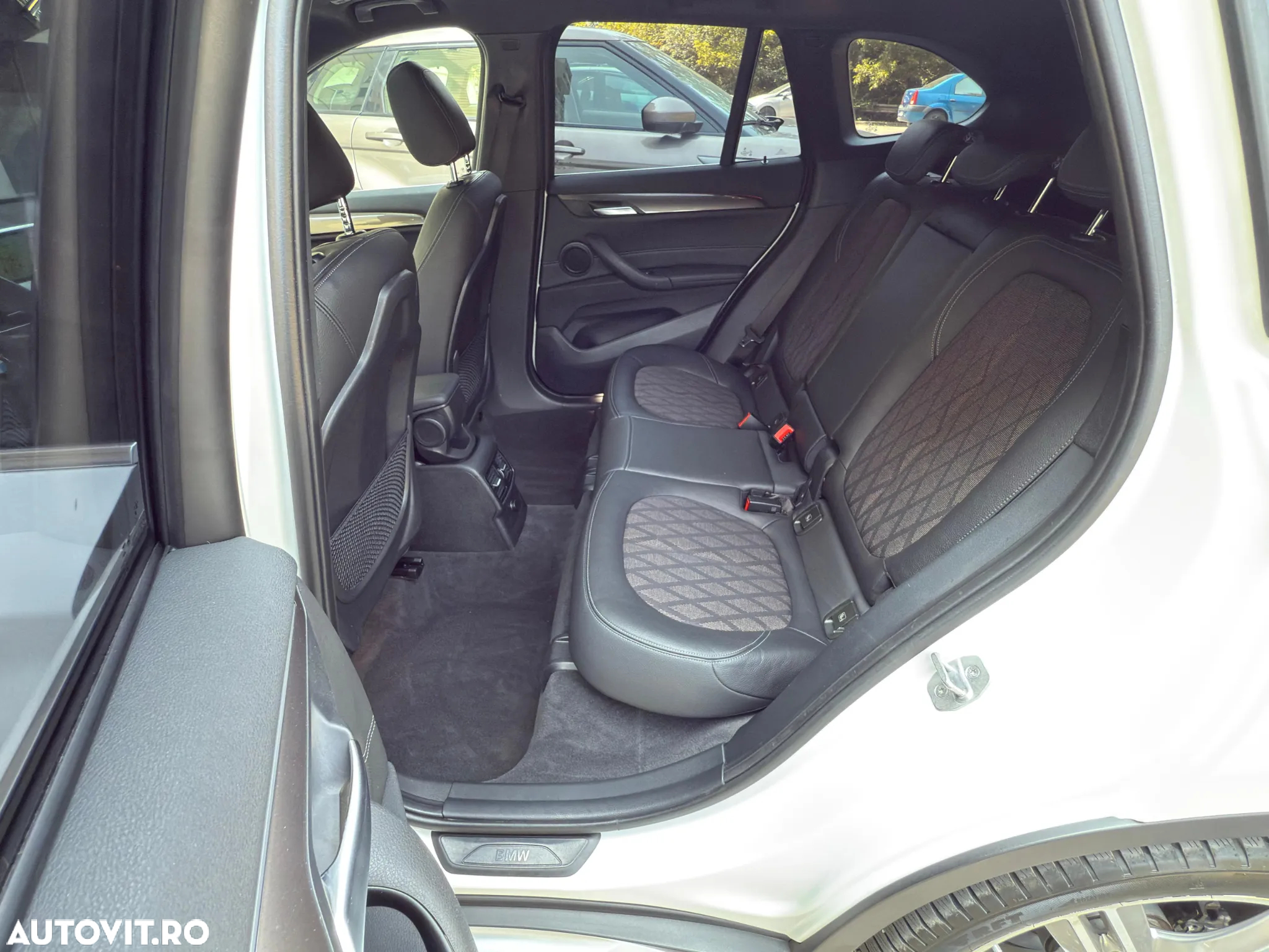 BMW X1 sDrive18d Aut. Advantage - 3
