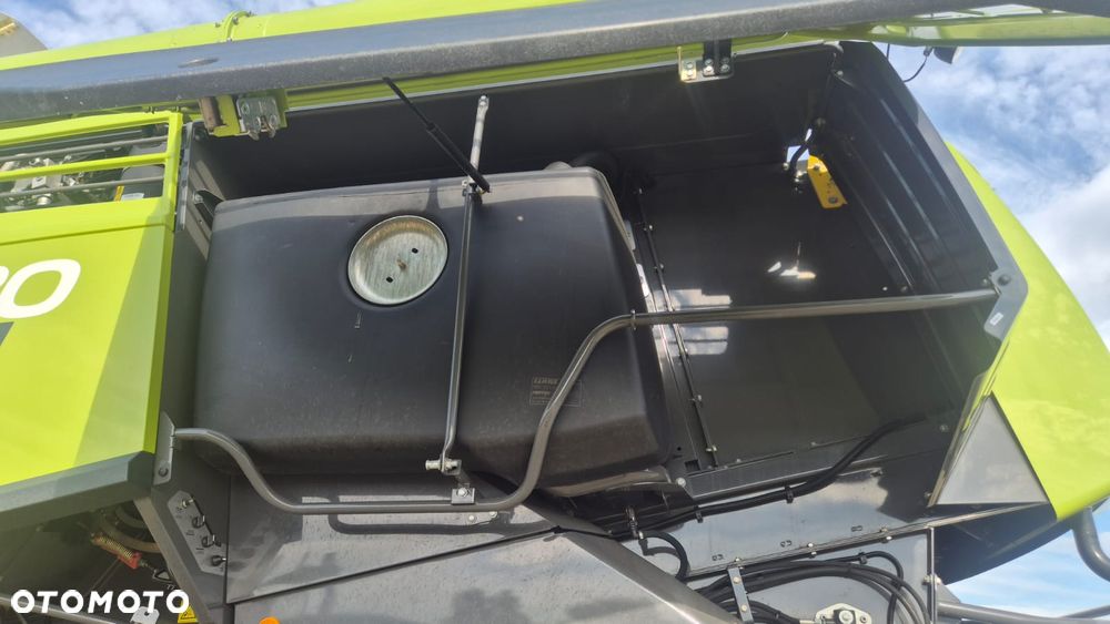 Claas Lexion 780TT z hederem - 12
