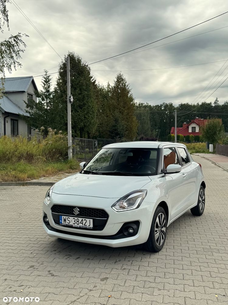 Suzuki Swift 1.2 SHVS Premium Plus - 1