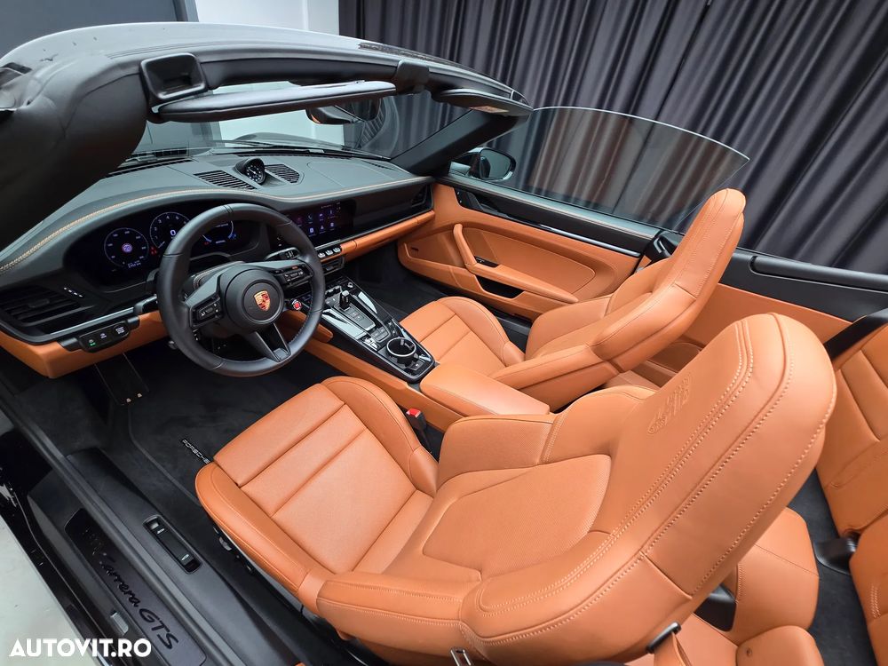 Porsche 911 - 9