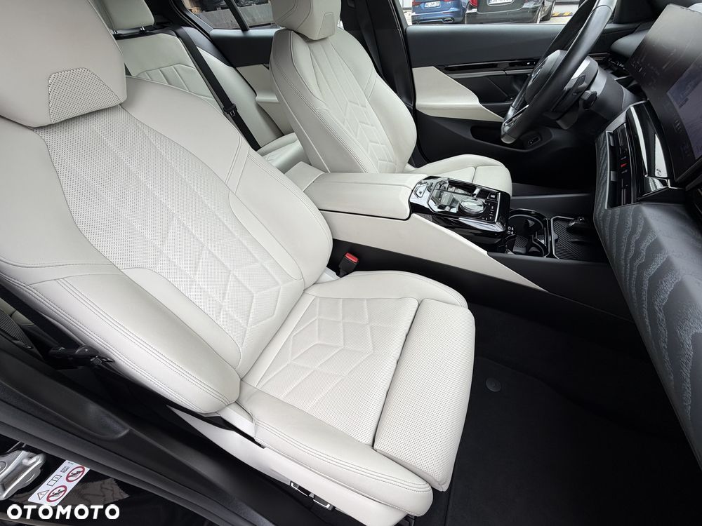 BMW Seria 5 520d xDrive mHEV M Sport - 17