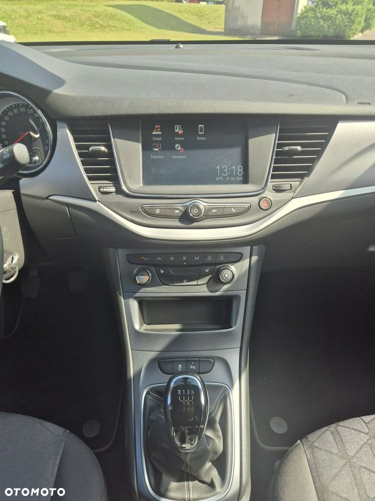 Opel Astra 1.4 T 120 Lat - 13