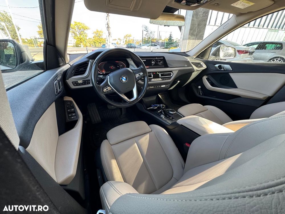 BMW Seria 2 218d AT - 9