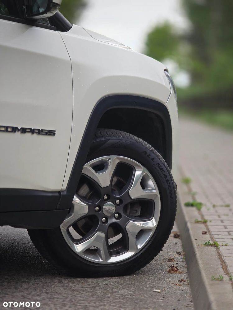 Jeep Compass 2.0 MJD Limited 4WD S&S - 36