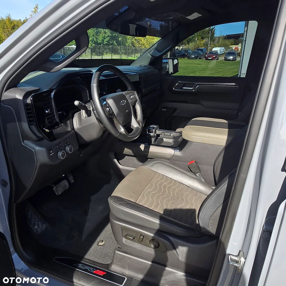 Chevrolet Silverado - 15