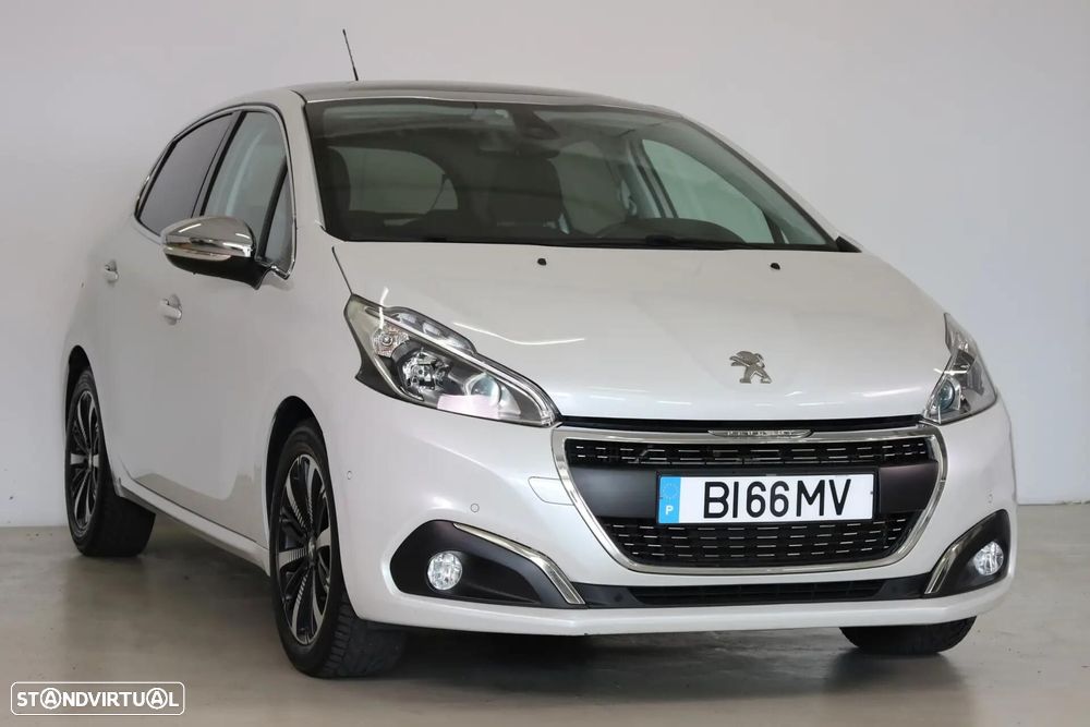 Peugeot 208 1.2 PureTech Allure EAT6 - 2