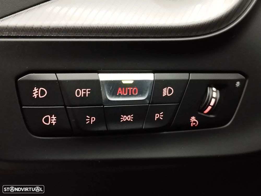 BMW 216 Gran Coupé d Pack Desportivo M - 17