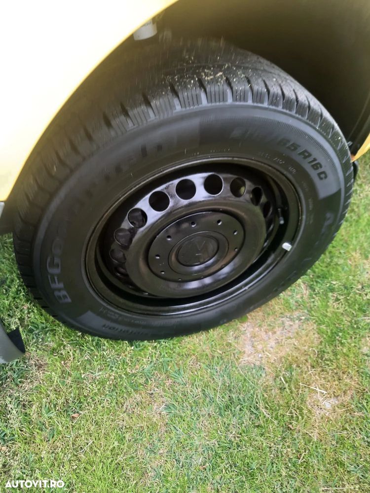 Volkswagen Transporter - 8
