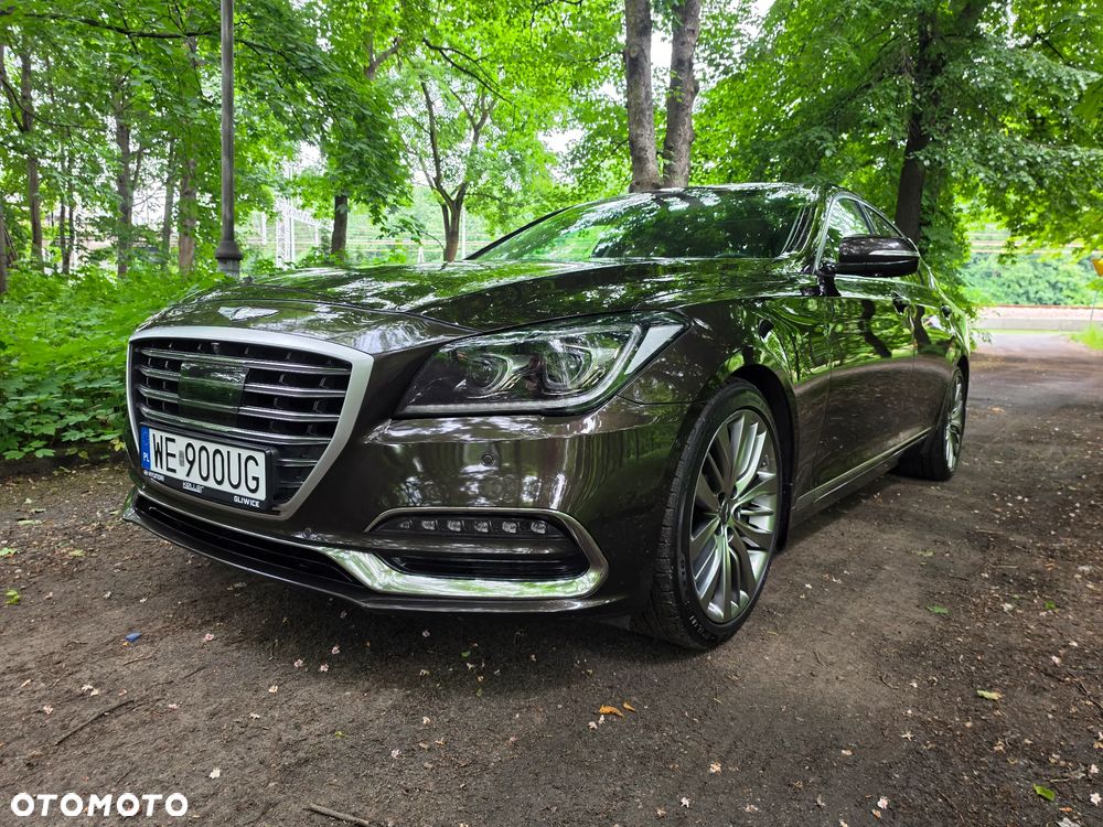 Hyundai Genesis 3.8 V6 GDI - 2