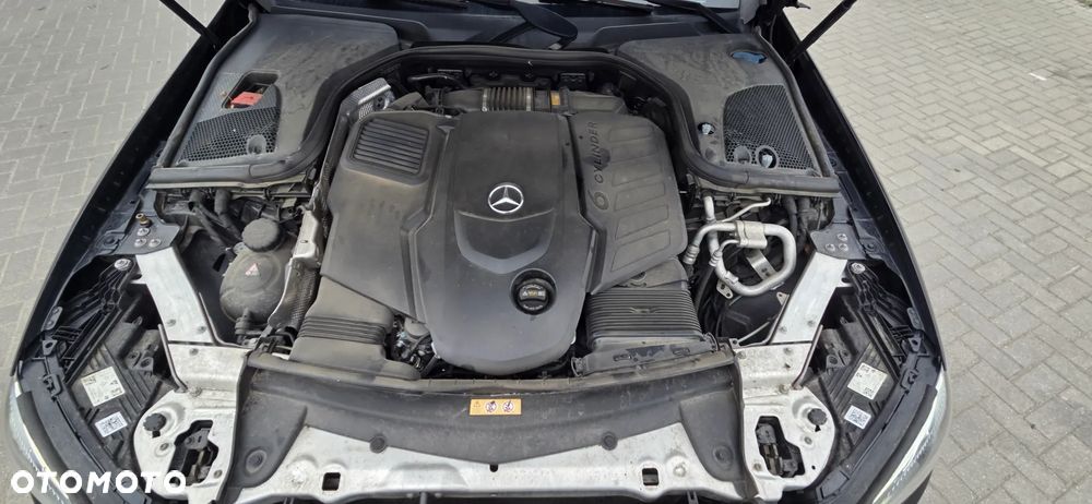 Mercedes-Benz Klasa E 400 d 4Matic 9G-TRONIC AMG Line - 41