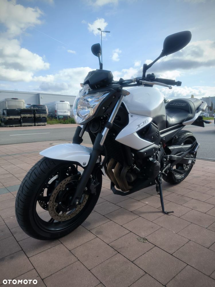 Yamaha XJ - 1