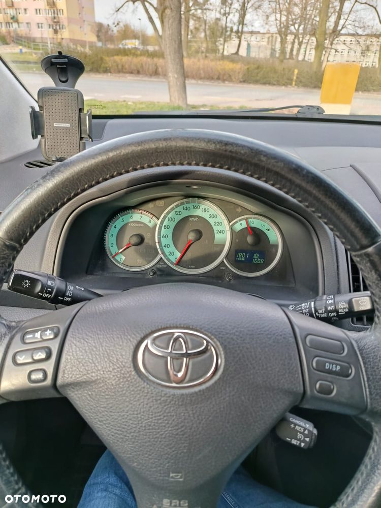 Toyota Corolla Verso 1.8 Sol + 7os - 13