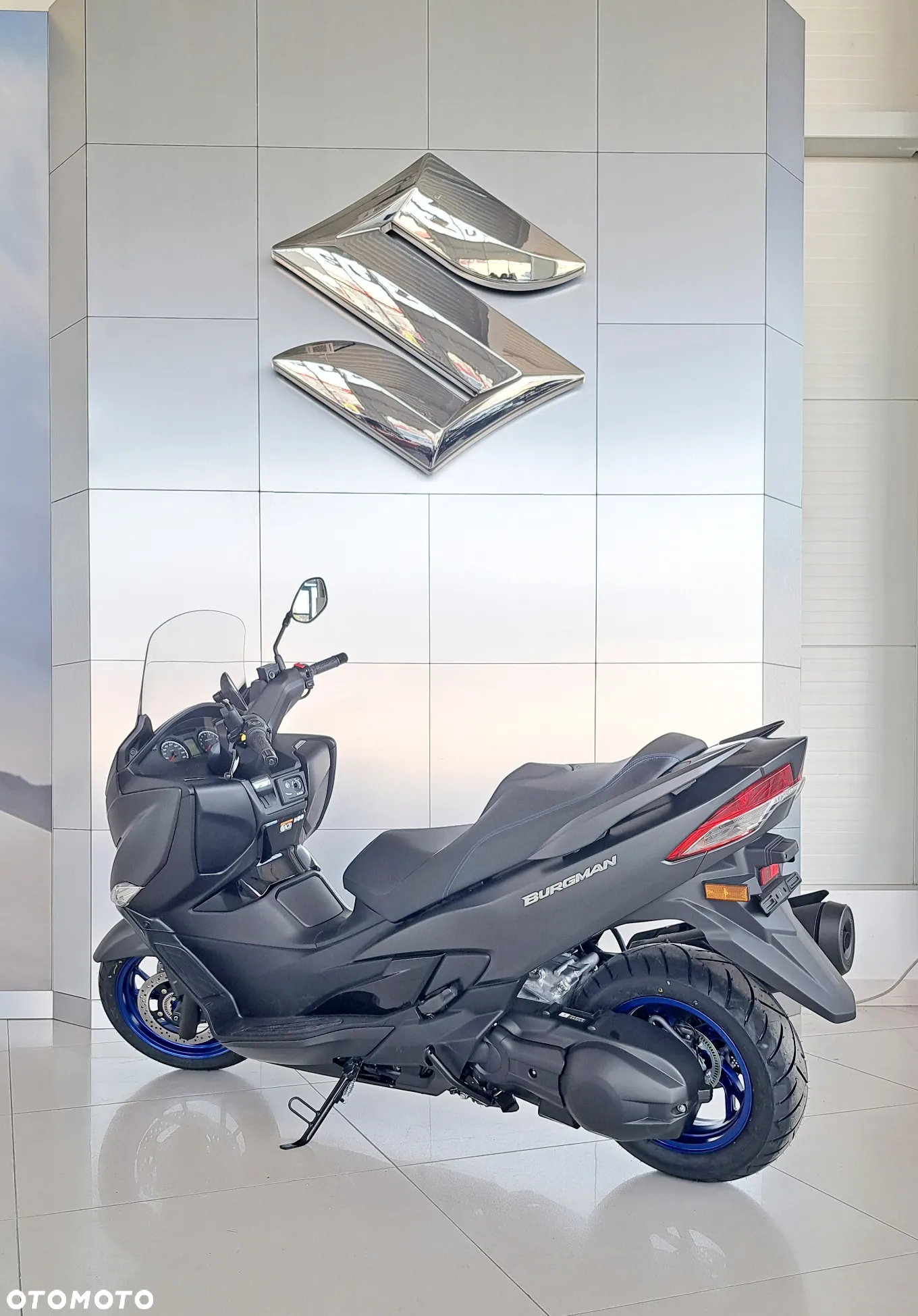 Suzuki Burgman - 10