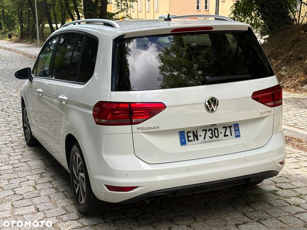 Volkswagen Touran 2.0 TDI SCR (BlueMotion Technology) DSG SOUND - 4