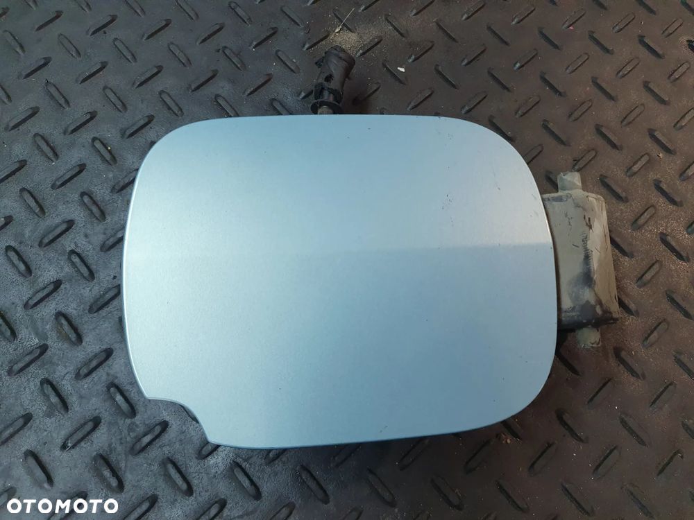 Renault Clio 3 III 05-12 KLAPKA WLEWU PALIWA kod lakieru TERNK - 1