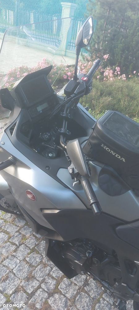 Honda NT - 4
