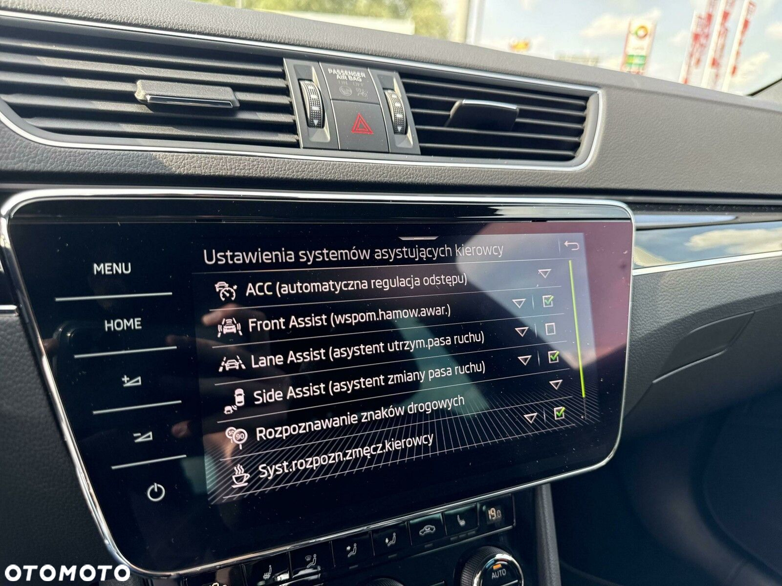 Skoda Superb 2.0 TSI 4x4 L&K DSG - 26