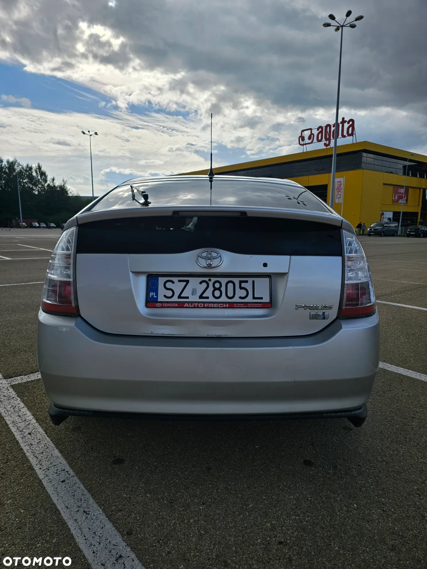 Toyota Prius - 8