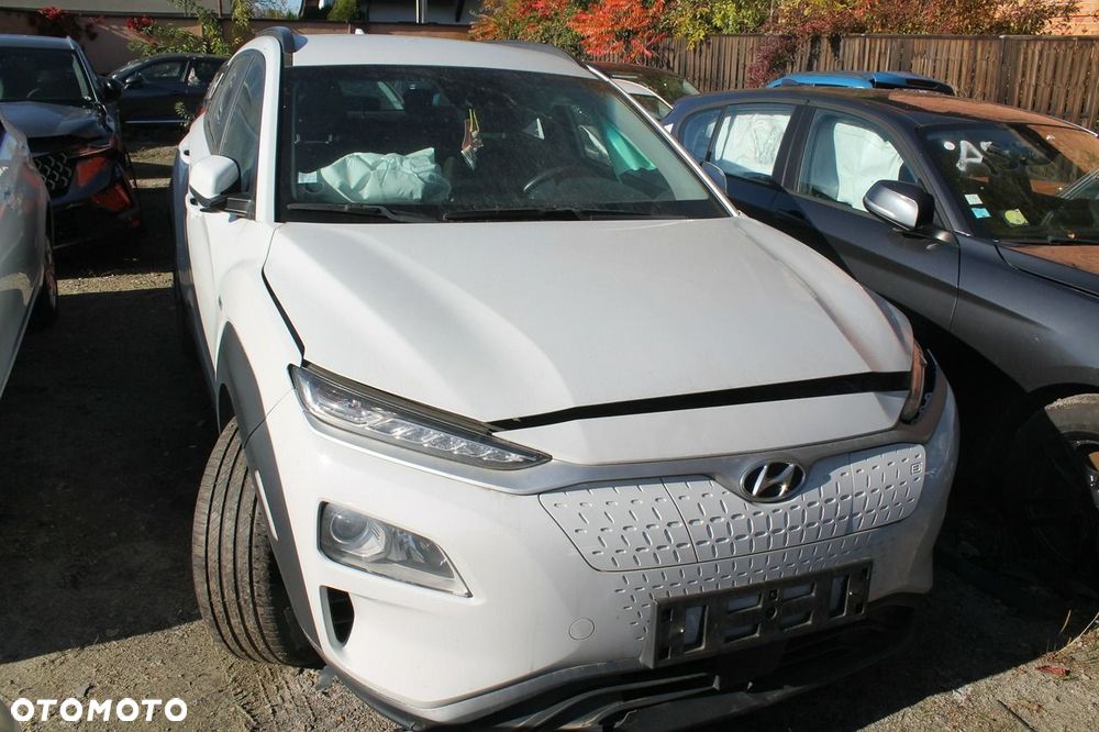 Hyundai Kona - 3