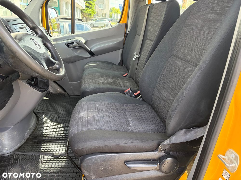 Mercedes-Benz Sprinter - 12