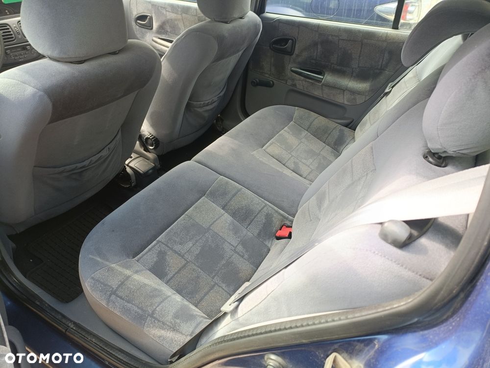 Renault Megane - 8